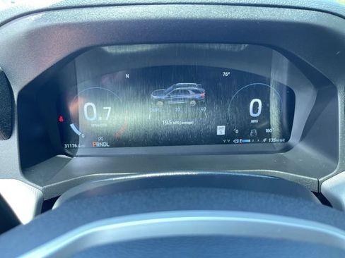 Used 2025 Ford Explorer Active w/ Active Comfort Package AWD/4WD image 12
