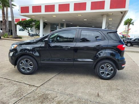 Used 2021 Ford EcoSport S image 2
