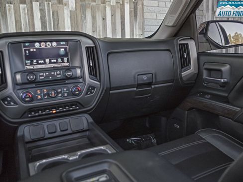 Used 2018 GMC Sierra 1500 Denali w/ Denali Ultimate Package image 18