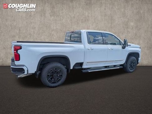 New 2026 Chevrolet Silverado 2500 High Country w/ High Country Premium Package AWD/4WD image 8