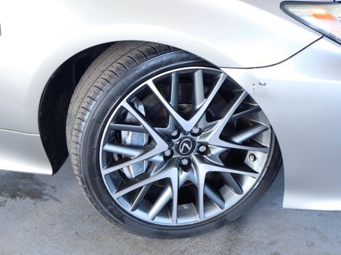 Used 2017 Lexus RC 200t F Sport RWD image 3