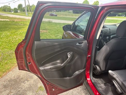 Used 2013 Ford Escape SE AWD/4WD image 21