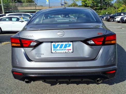 Used 2023 Nissan Altima 2.5 SR FWD image 5
