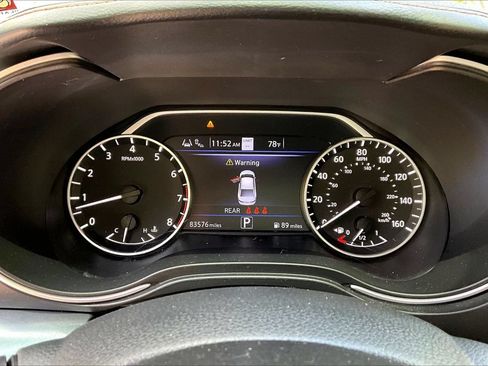 Used 2023 Nissan Maxima SR w/ Sport Mat Group FWD image 12