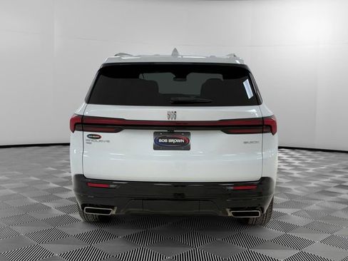 Certified 2025 Buick Enclave Sport Touring image 4