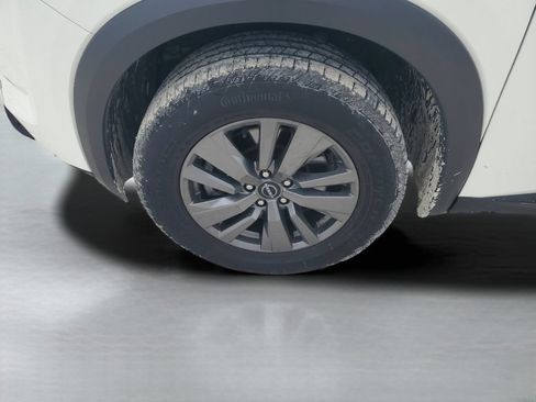 Used 2024 Nissan Pathfinder SV AWD/4WD image 25