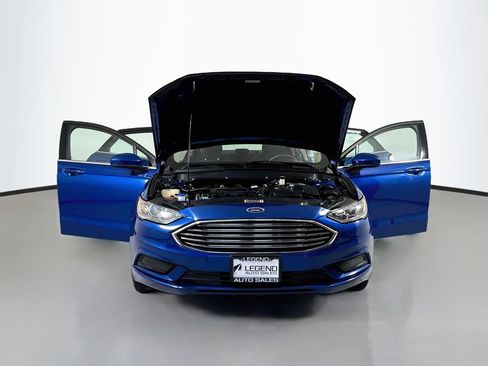 Used 2017 Ford Fusion SE FWD image 18