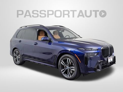 Used 2026 BMW X7 xDrive40i w/ M Sport Package AWD/4WD image 9