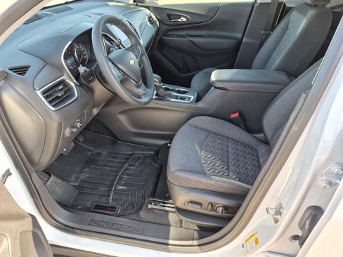 Used 2024 Chevrolet Equinox LT FWD image 11
