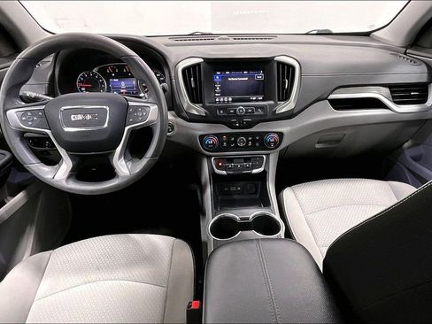 Used 2022 GMC Terrain SLE w/ Driver Convenience Package FWD image 18