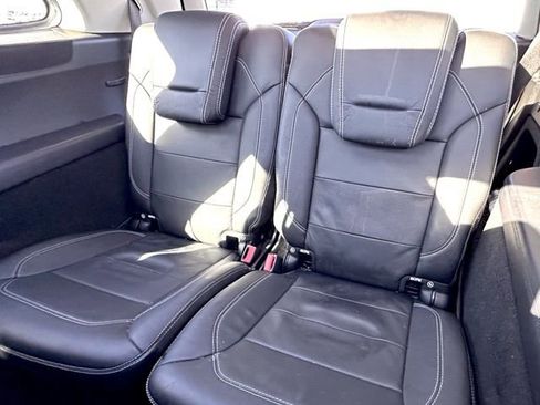 Used 2014 Mercedes-Benz GL 450 4MATIC image 17