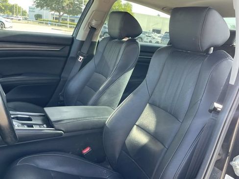 Used 2019 Honda Accord EX-L image 14