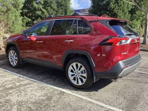 Used 2025 Toyota RAV4 Limited w/ Advanced Technology Package AWD/4WD image 10