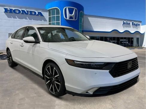New 2025 Honda Accord Touring image 9