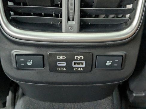 Used 2025 Subaru Outback Touring XT image 16