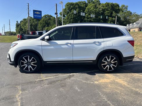 Used 2022 Honda Pilot Touring image 5