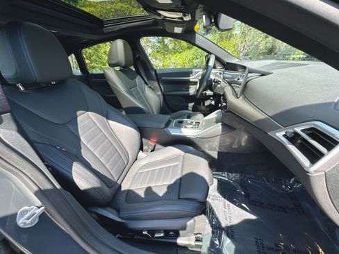 Used 2025 BMW i4 xDrive40i w/ M Sport Package AWD/4WD image 33