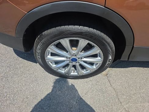 Used 2017 Ford Escape Titanium AWD/4WD image 15