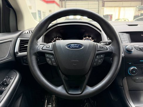 Used 2017 Ford Edge SE AWD/4WD image 22