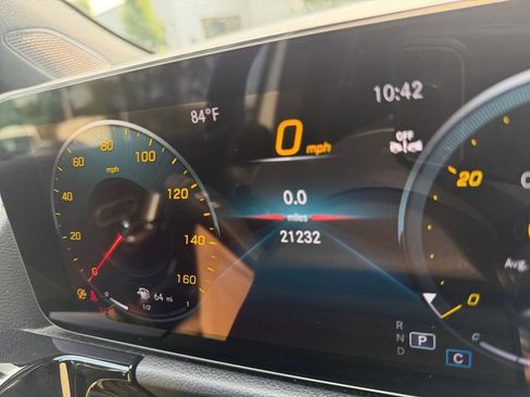 Certified 2023 Mercedes-Benz GLA 250 4MATIC image 24