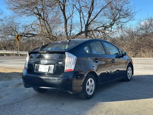 Used 2010 Toyota Prius Two image 11