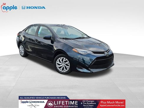 Used 2017 Toyota Corolla LE w/ Carpet Mat Package (TMS) image 3