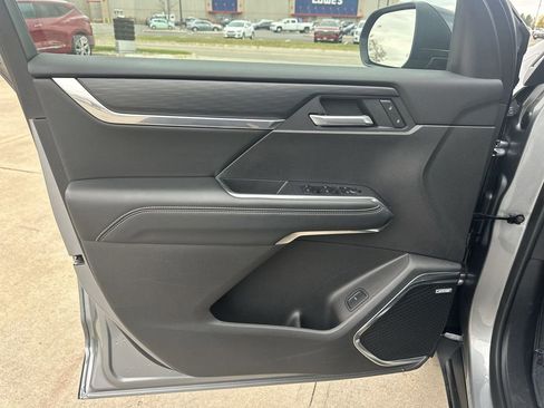 Certified 2025 GMC Acadia Elevation image 22