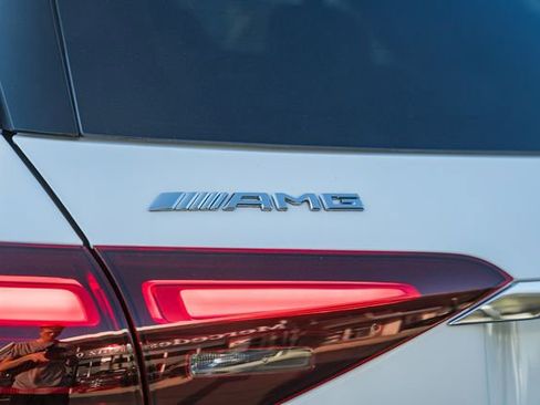 New 2026 Mercedes-Benz GLE 63 AMG S image 8