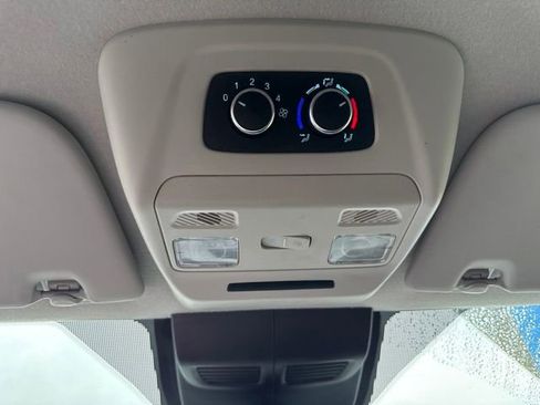 Used 2024 Ford Transit 350 XLT RWD image 21