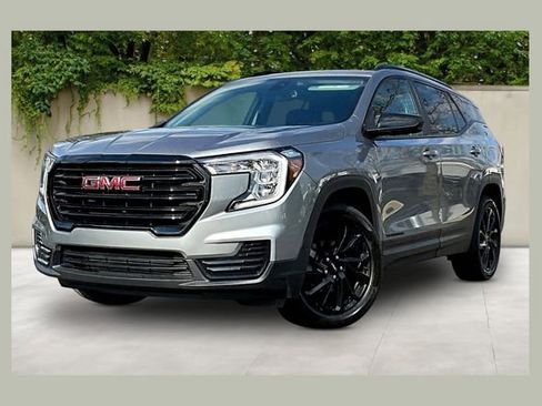 Certified 2023 GMC Terrain SLE w/ Driver Convenience Package AWD/4WD image 1