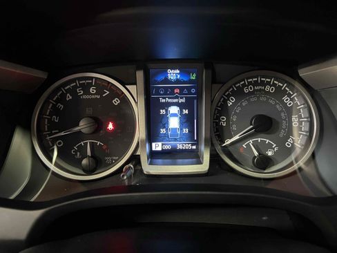 Used 2023 Toyota Tacoma SR5 RWD image 8