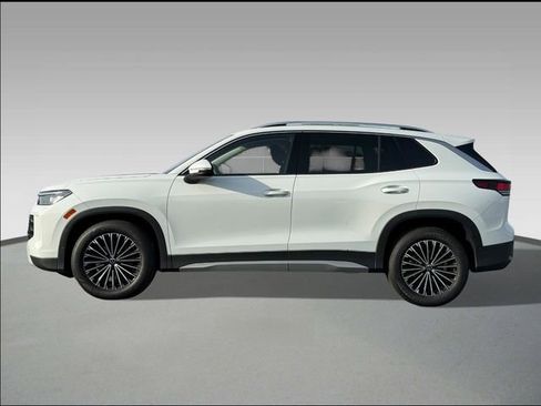 New 2026 Volkswagen Tiguan S image 3