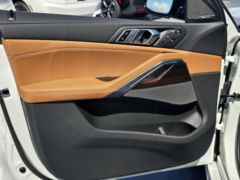 New 2026 BMW X6 xDrive40i w/ Climate Comfort Package image 13