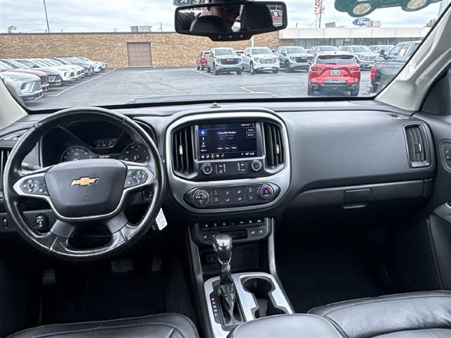 Certified 2022 Chevrolet Colorado ZR2 w/ ZR2 Midnight Special Edition AWD/4WD image 18