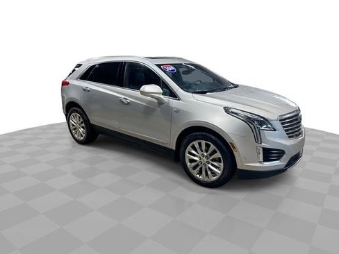 Certified 2019 Cadillac XT5 Platinum image 2