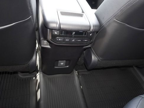 New 2026 Toyota Grand Highlander FWD image 11