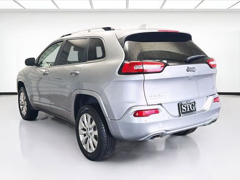 Used 2017 Jeep Cherokee Overland w/ Heavy Duty Protection Group image 6