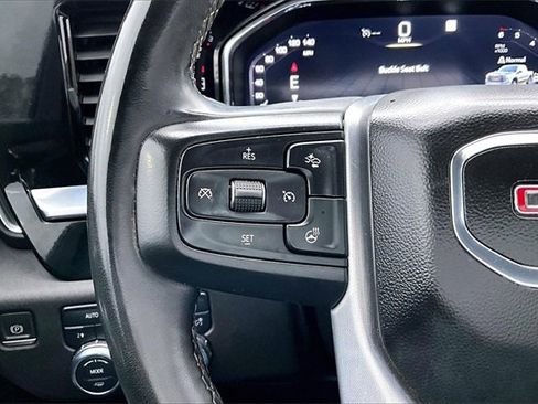 Used 2023 GMC Sierra 1500 Elevation image 12