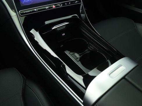 Certified 2024 Mercedes-Benz C 300 Sedan image 15
