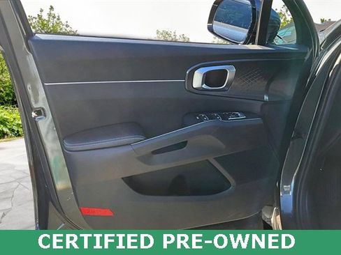 Certified 2025 Kia Sorento S image 22