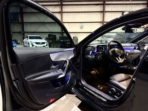 Used 2022 Mercedes-Benz A 220 w/ Premium Package Lite image 12