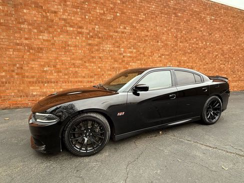Used 2018 Dodge Charger R/T Scat Pack w/ Dynamics Package image 7