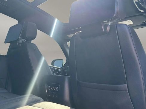 Used 2021 Chevrolet Tahoe Z71 w/ Rear Media and Nav Package image 14