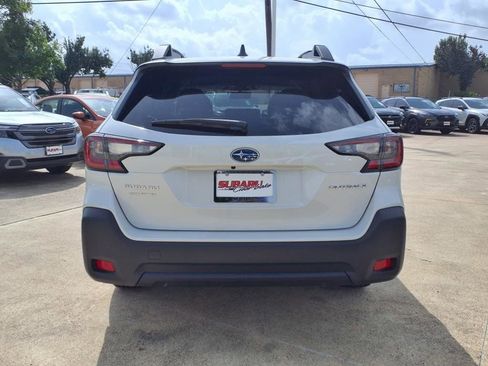 New 2025 Subaru Outback Premium image 3