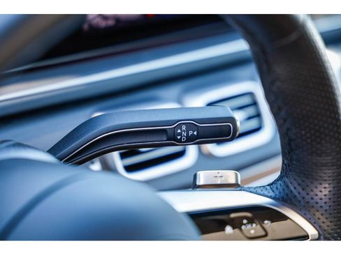 Certified 2024 Mercedes-Benz GLS 450 4MATIC image 21
