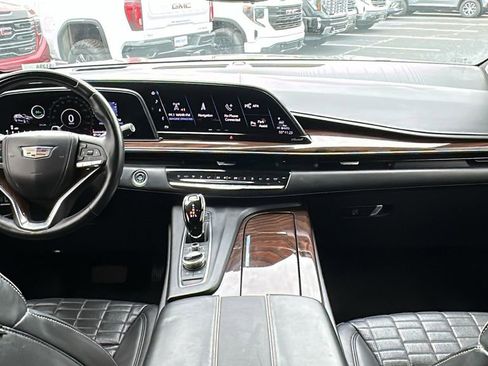 Used 2021 Cadillac Escalade Premium Luxury Platinum image 10