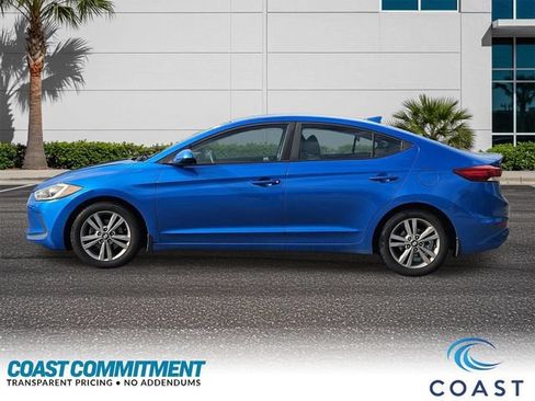 Used 2018 Hyundai Elantra SEL FWD image 2