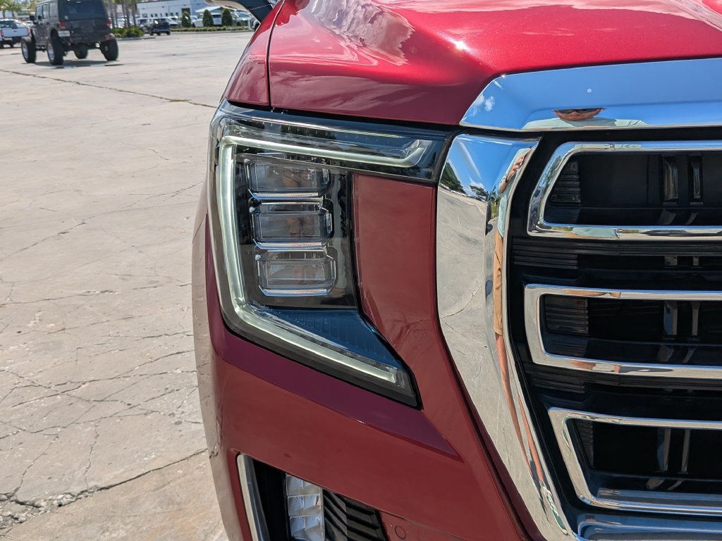 Used 2023 GMC Yukon SLT w/ SLT Premium Package RWD image 10