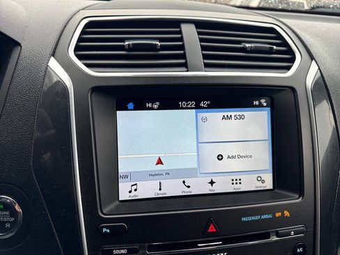 Used 2017 Ford Explorer Sport image 30