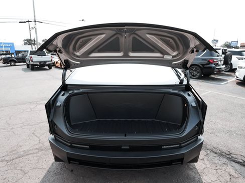 Used 2024 Tesla Cybertruck AWD Crew Cab image 51